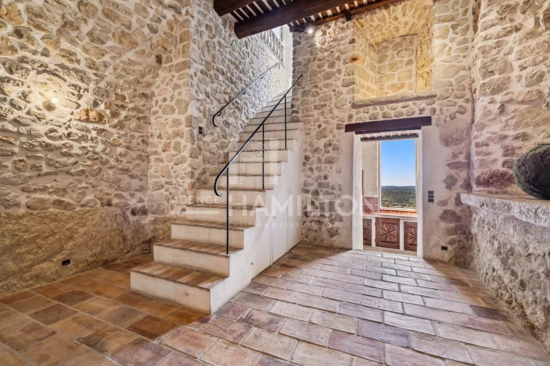 Villa in Opio, Provence-Alpes-Côte d'Azur, France 1 - 18580054