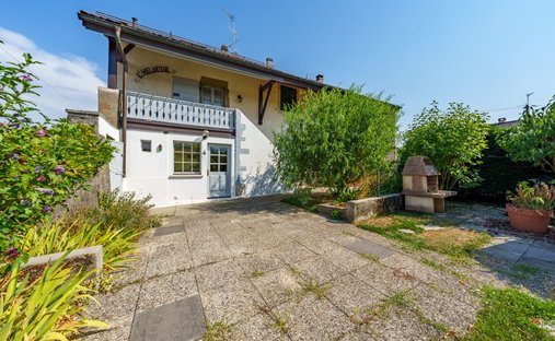 House in Satigny, Genève, Switzerland 1