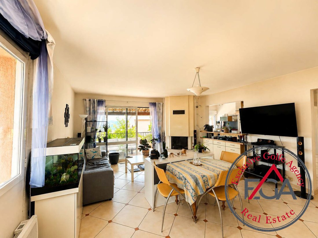 House in La Croix-Valmer, Provence-Alpes-Côte d'Azur, France 2 - 18586145