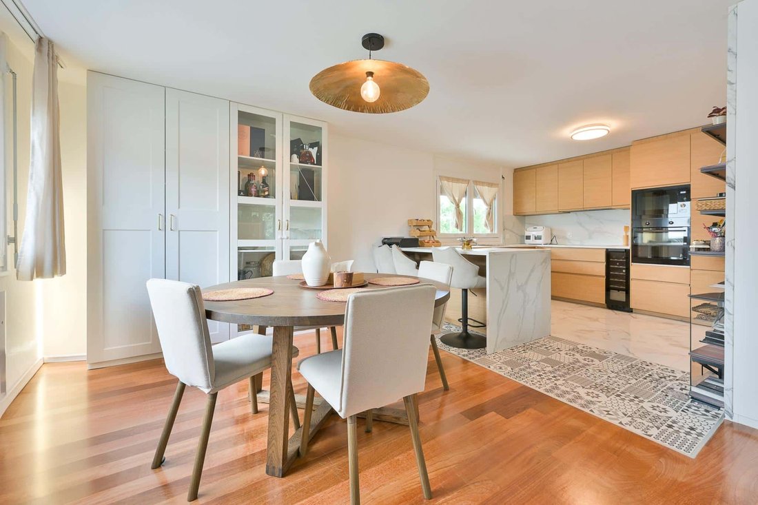 Apartment in Chavannes-de-Bogis, Vaud, Switzerland 2 - 18580649