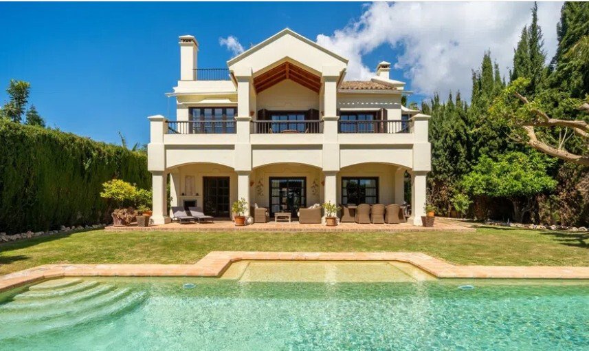 Villa in Marbella, Andalusia, Spain 1 - 18581759