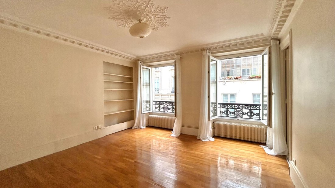 Apartment in Palais Royal, Paris 1er Arrondissement, Paris 2 - 18581833