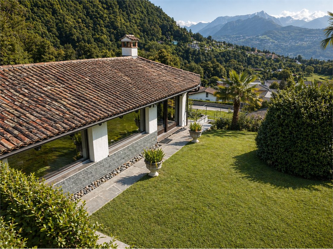 Villa in Pura, Ticino, Switzerland 3 - 18581290