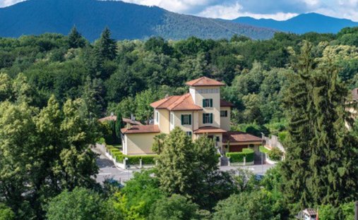 Villa in Astano, Lema, Switzerland 1