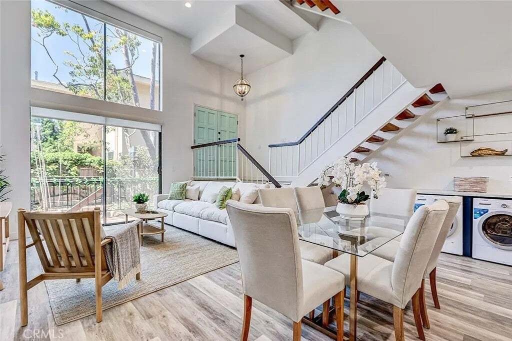 Townhouse in Los Angeles, California, United States 3 - 18584661