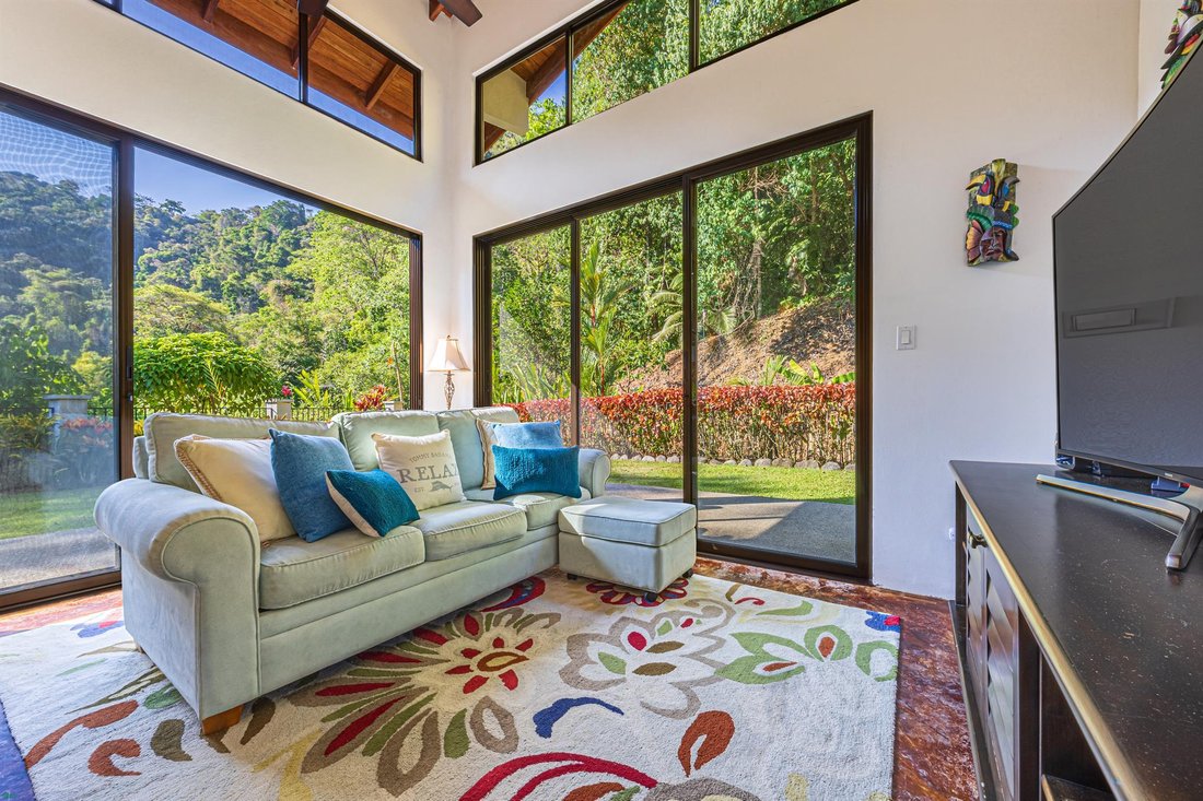 House in Pérez Zeledón, Costa Rica 1 - 18255312