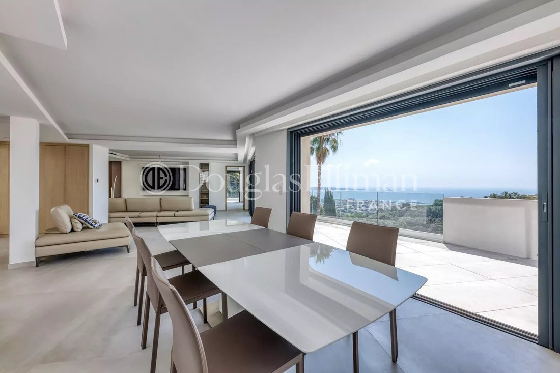 Villa in Brusquet-Retenaou-Devens, Vallauris, France 1 - 17967250