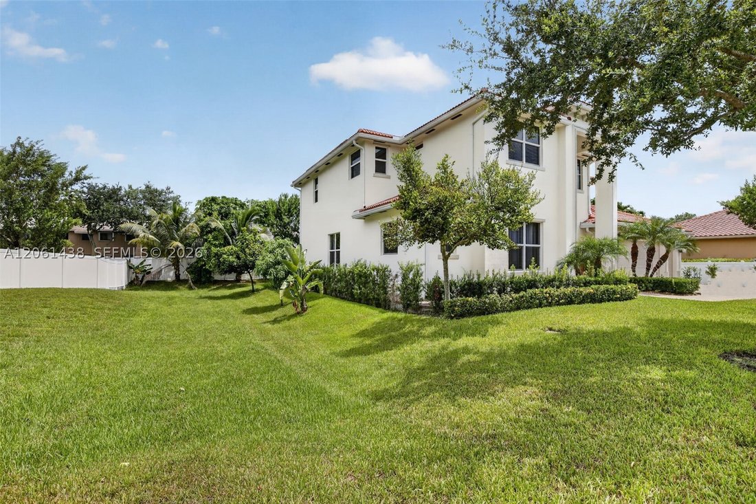 House in Davie, Florida, United States 4 - 18581559