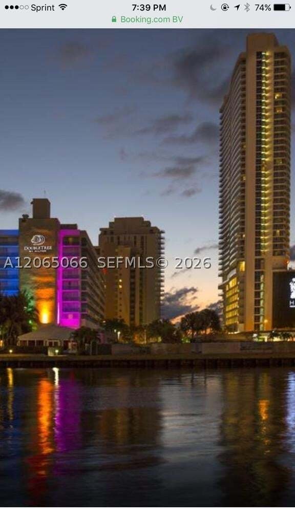 Condo in Hollywood, Florida, United States 4 - 18584420