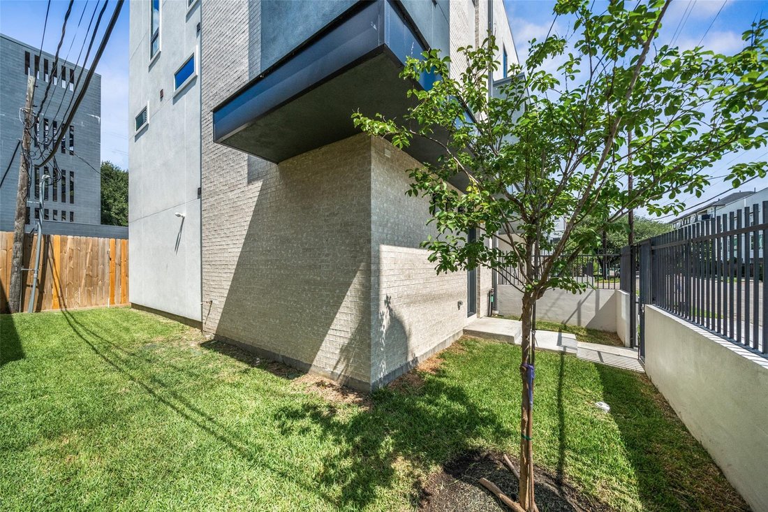 Townhouse in Houston, Texas, United States 3 - 18585097