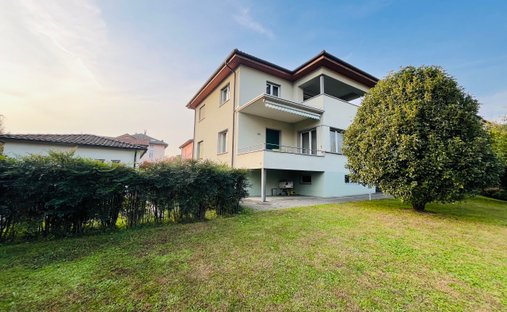 Casa en Morbio Inferiore, Cantón del Tesino, Suiza 1