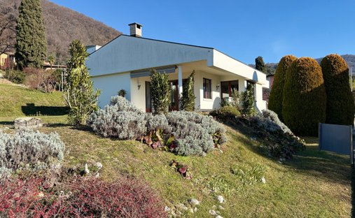 Casa a Castel San Pietro, Ticino, Svizzera 1