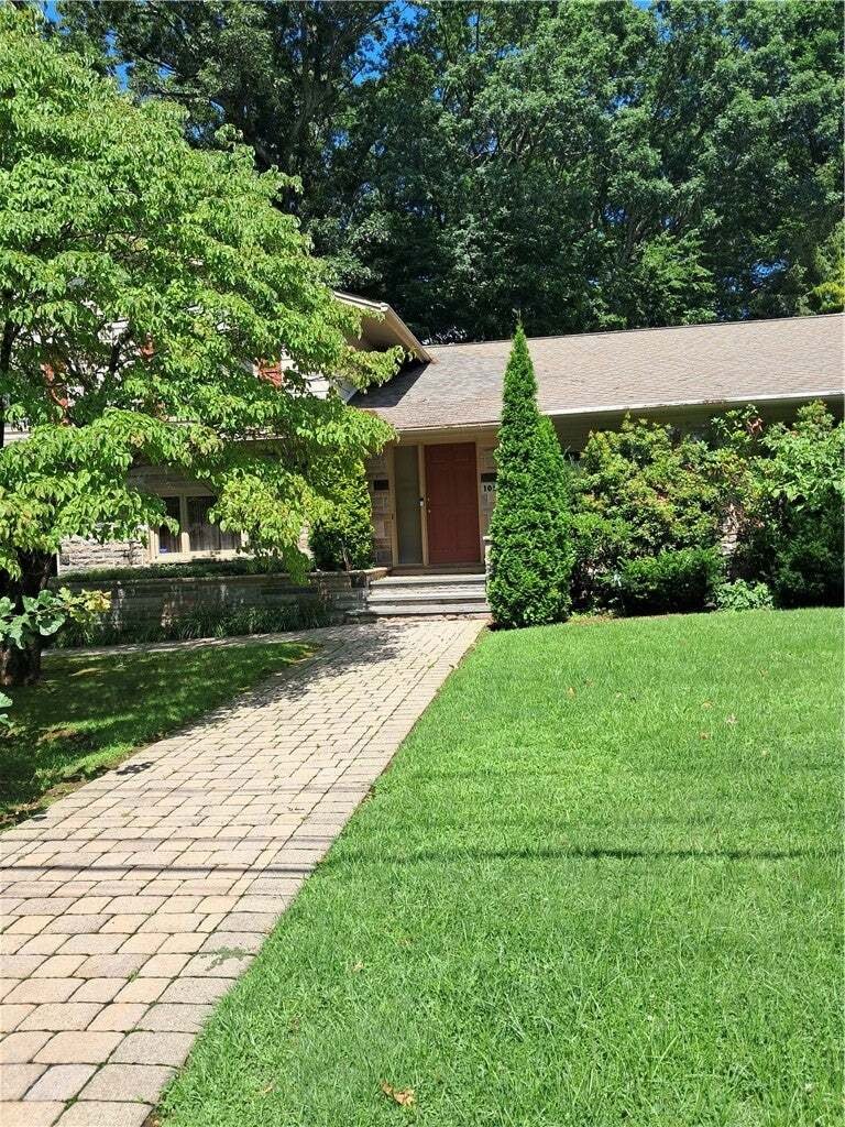 House in Cranston, Rhode Island, United States 1 - 18583872