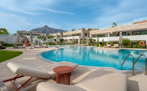 Appartamento a Marbella, Andalusia, Spagna 1