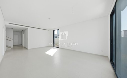 Townhouse in Al Furjan, Dubai, United Arab Emirates 1