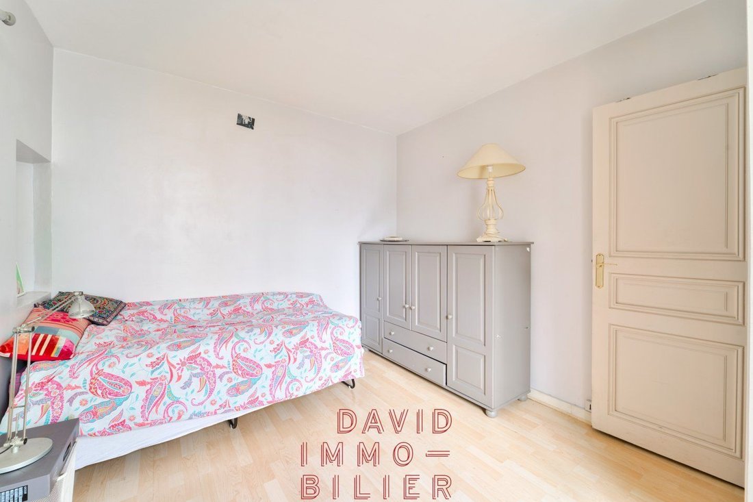 Apartment in Montorgueil-Saint Denis, Paris 2e Arrondissement, Paris 5 - 18581890