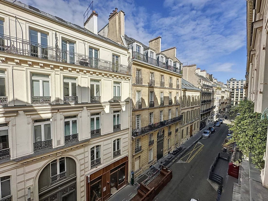 Apartment in Saint Philippe du Roule, Paris 8e Arrondissement, Paris 5 - 16296848