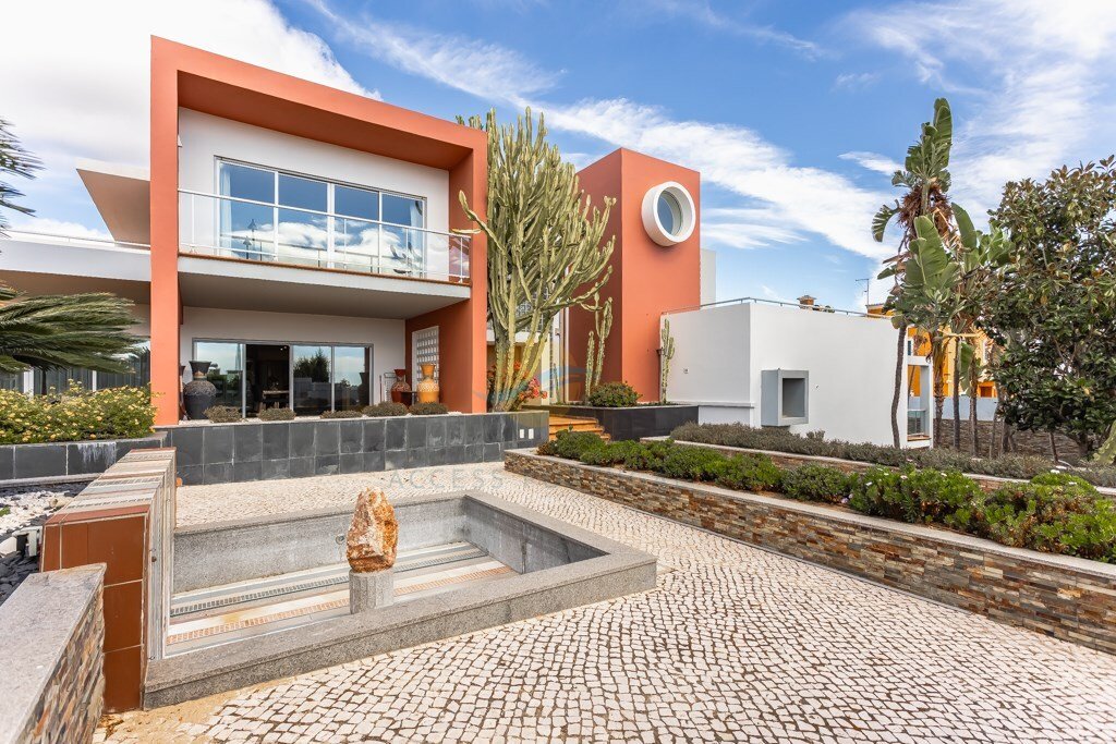House in Lagoa e Carvoeiro, Algarve, Portugal 4 - 18585874