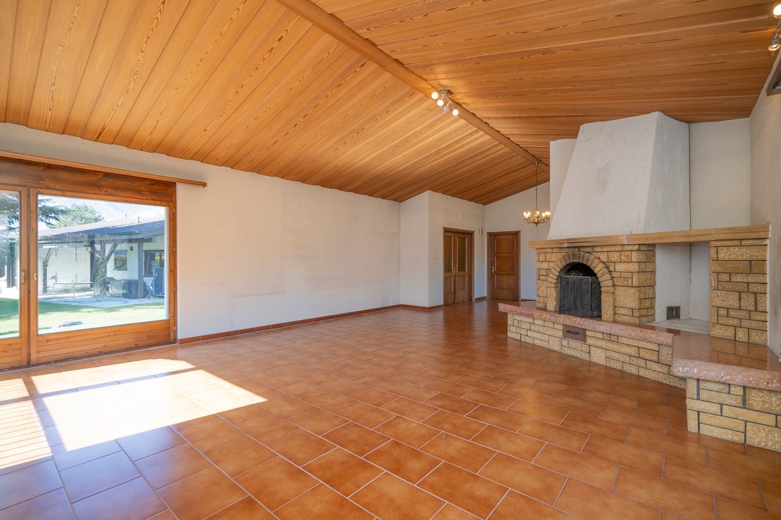 Villa in Conthey, Valais, Switzerland 5 - 18583247