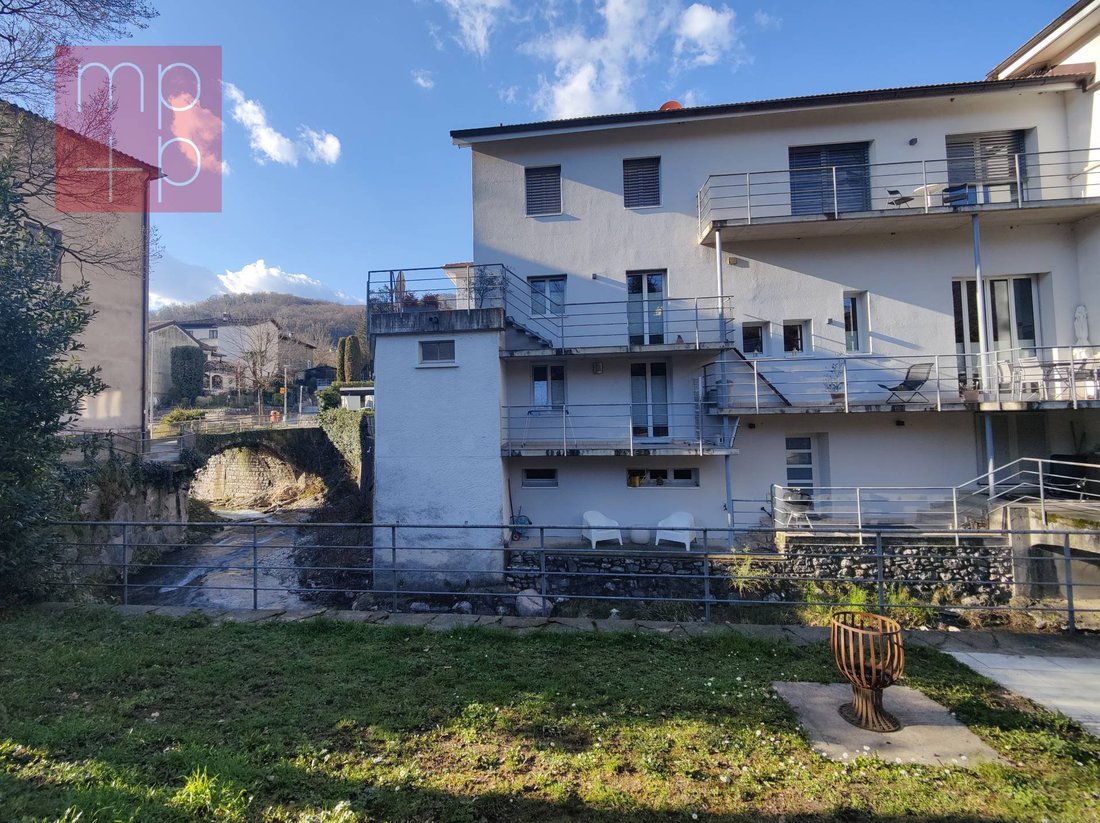 Estate in Mendrisio, Ticino, Switzerland 3 - 18580795