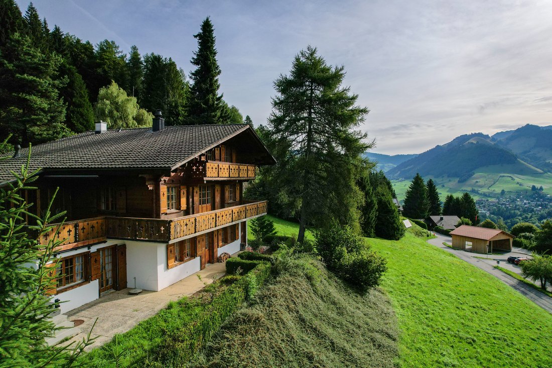 Chalet in Crésuz, Fribourg, Switzerland 3 - 18580793