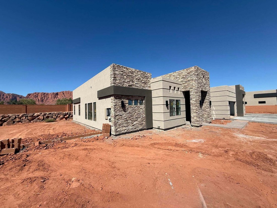 House in Ivins, Utah, United States 3 - 18132029