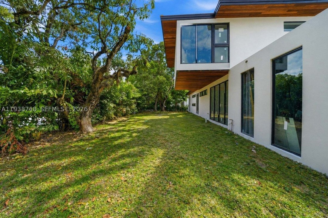 House in Miami, Florida, United States 2 - 16966076