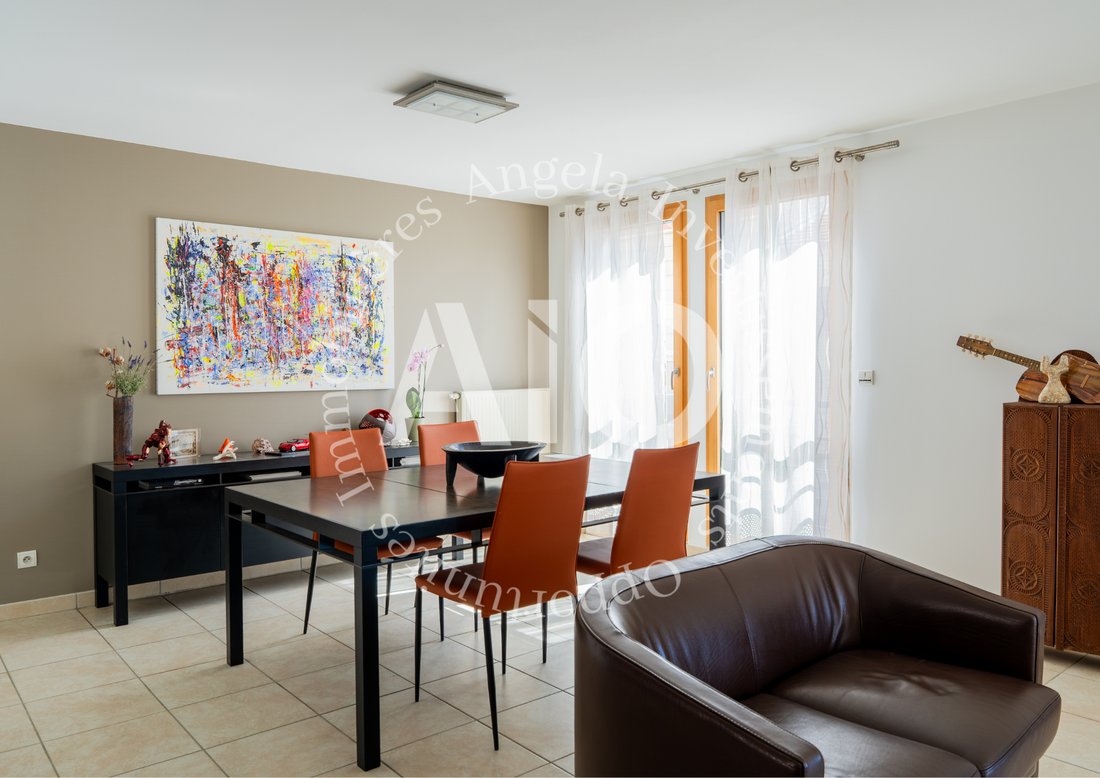 Apartment in Zola - Pressence, Villeurbanne, France 4 - 18585287