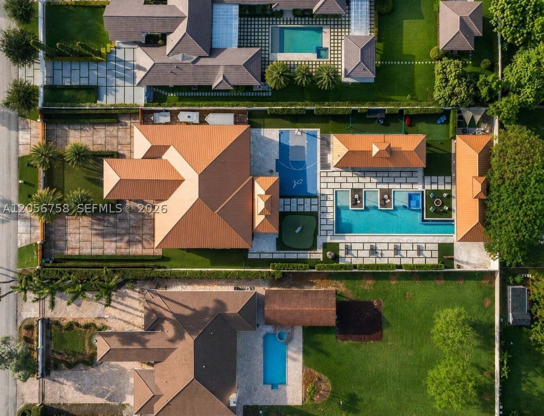 House in Miami, Florida, United States 1 - 18584402