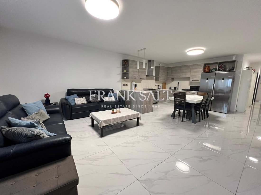 Apartment in Saint Julian's, Malta 4 - 18579606