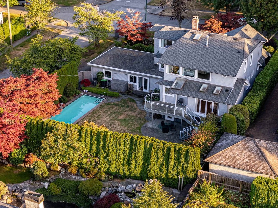Casa a Vancouver, Columbia Britannica, Canada 1 - 18586129