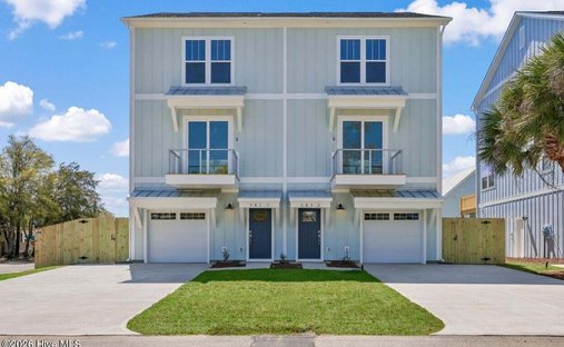 Townhouse in Carolina Beach, North Carolina, United States 1