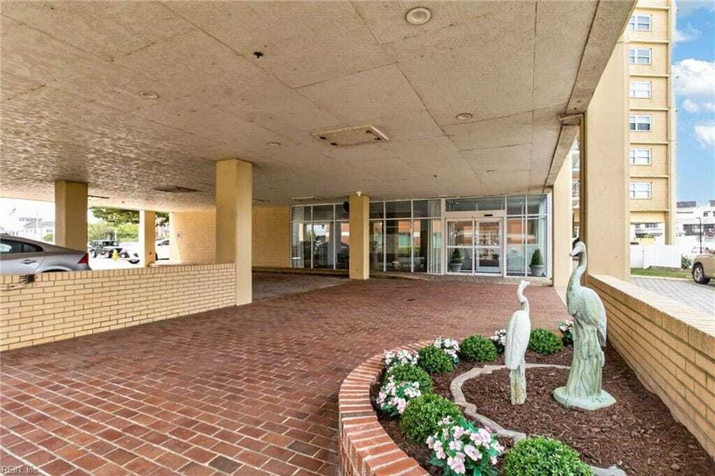 Condo in Virginia Beach, Virginia, United States 5 - 18583787