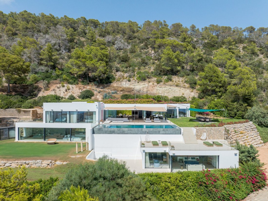 Villa in Sant Josep de sa Talaia, Balearic Islands, Spain 2 - 18536308