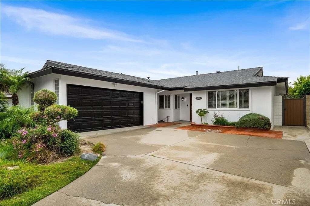House in Signal Hill, California, United States 2 - 18386804