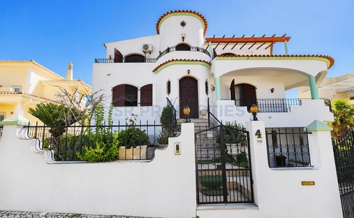 House in Loule (Sao Sebastiao), Algarve, Portugal 1