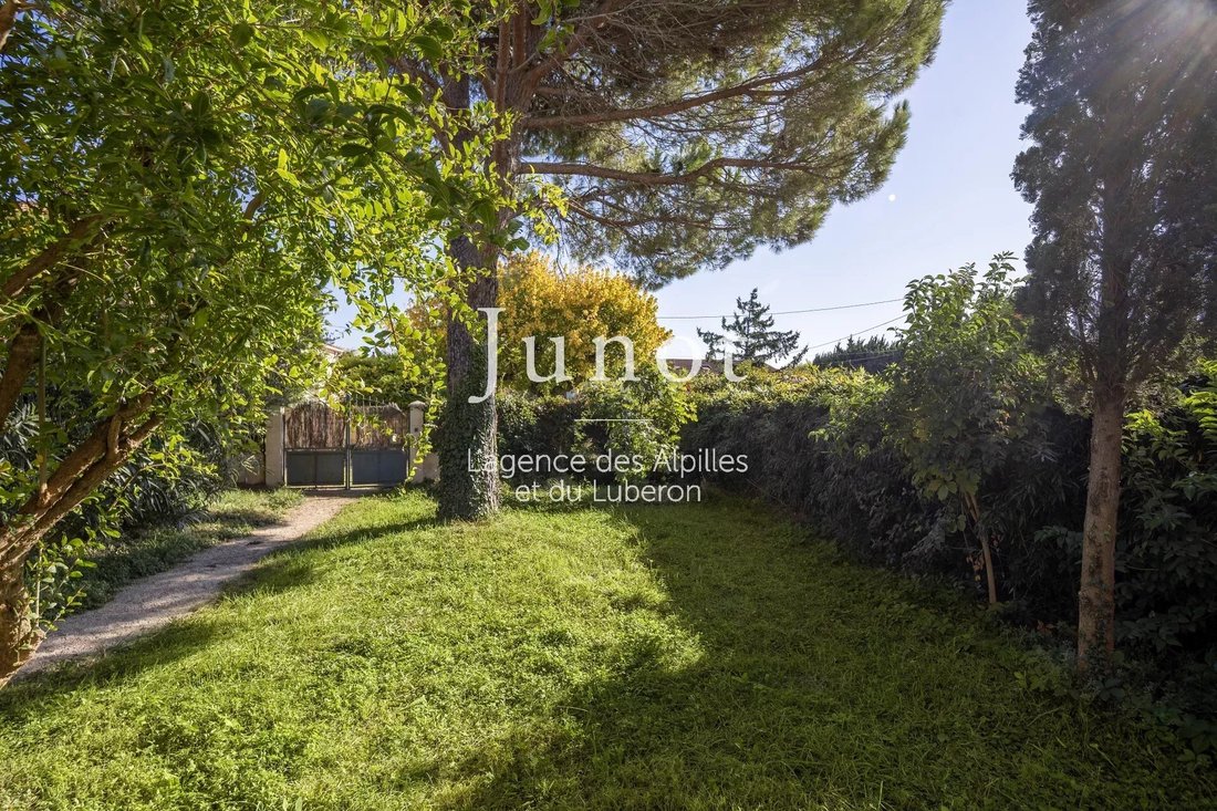 House in Arles, Provence-Alpes-Côte d'Azur, France 4 - 18582503