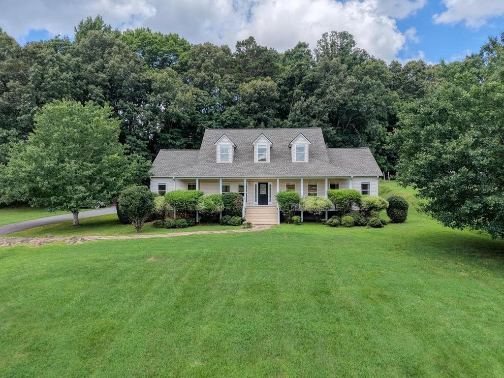 House in Blairsville, Georgia, United States 1 - 18581889