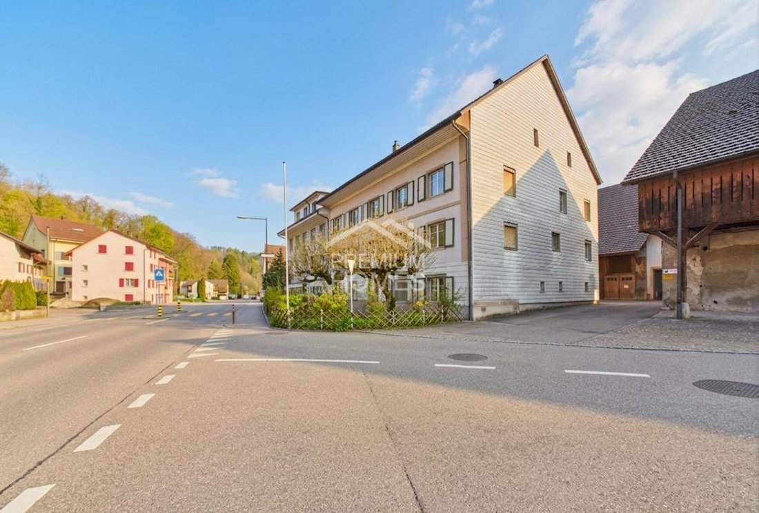 House in Buckten, Basel-Landschaft, Switzerland 2 - 18583478