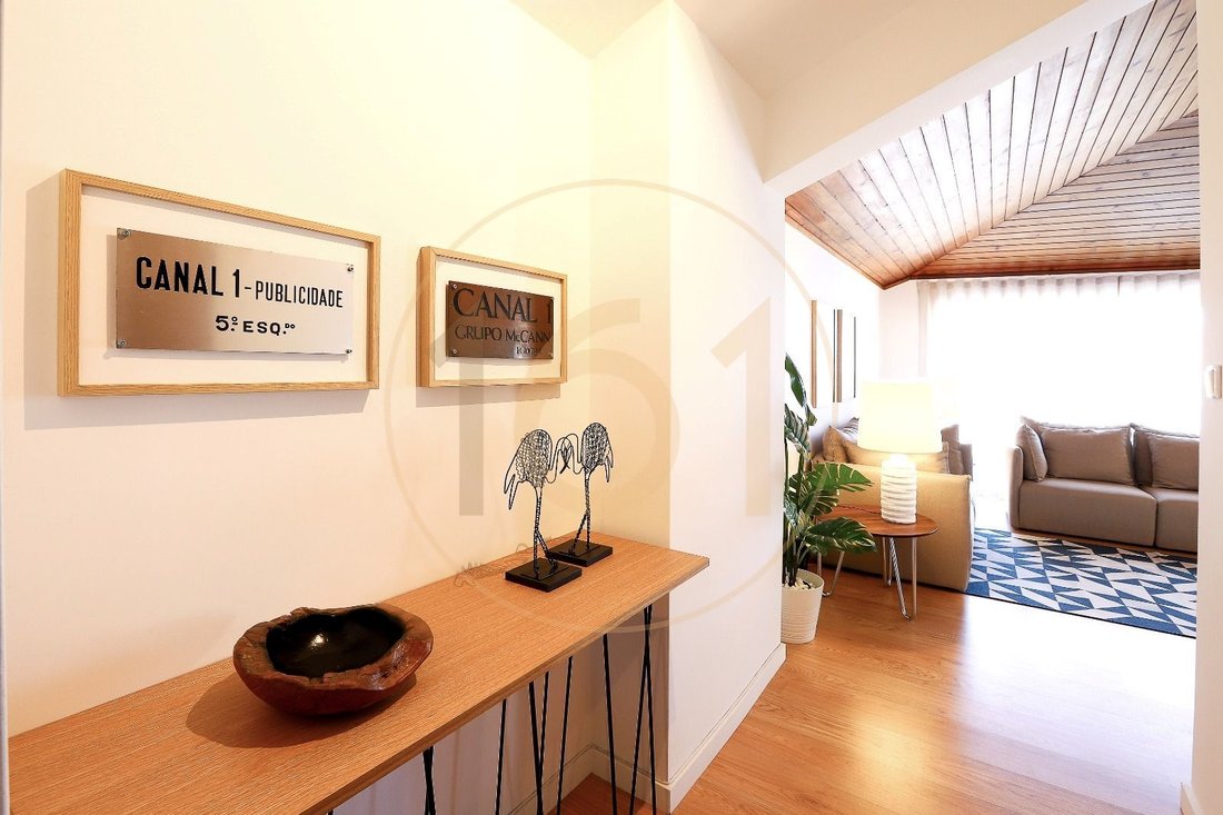 Apartment in Cedofeita, Santo Ildefonso, Se, Miragaia, Sao Nicolau e Vitoria, Porto District, Portugal 5 - 18582333
