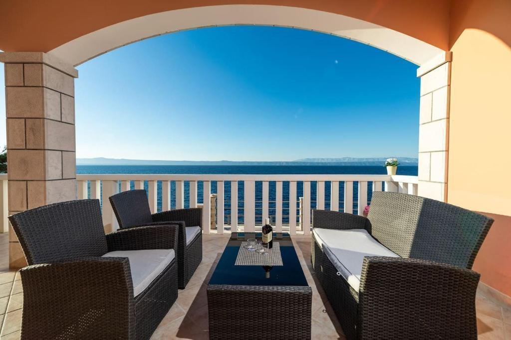 Villa in Blato, Dubrovnik-Neretva County, Croatia 3 - 18585820