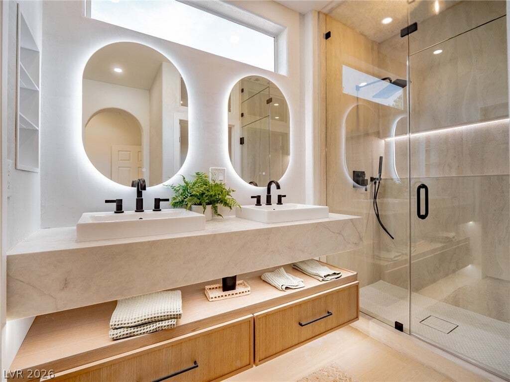 House in Las Vegas, Nevada, United States 4 - 18583811