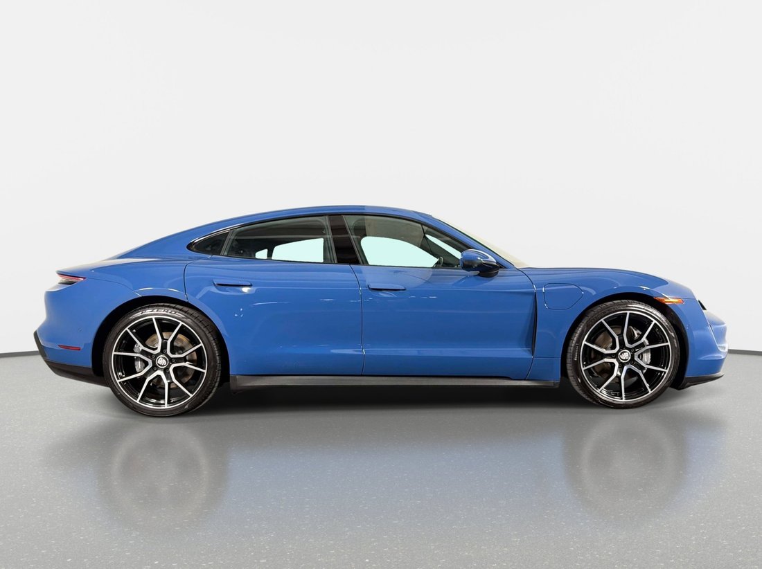 Sedan in Pompano Beach, FL, United States 2 - 18582317