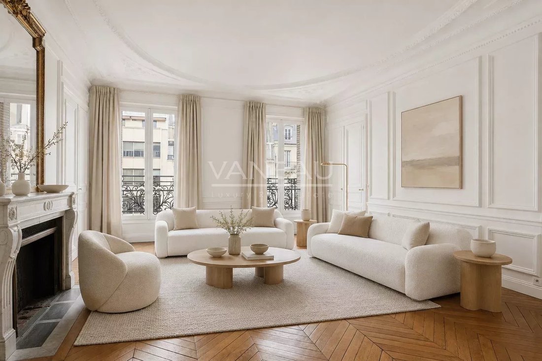 Apartment in Hoche-Friedland, Paris 8e Arrondissement, Paris 2 - 16473702
