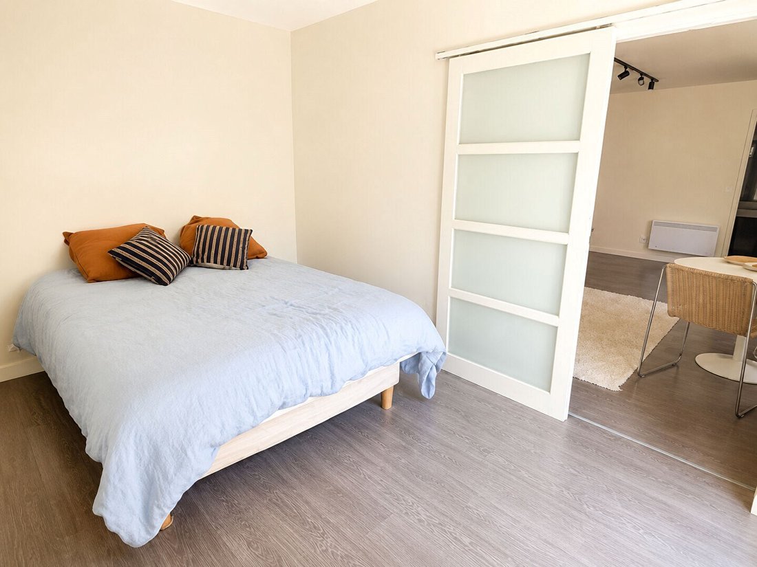 Apartment in Saint Lambert, Paris 15e Arrondissement, Paris 3 - 18581823