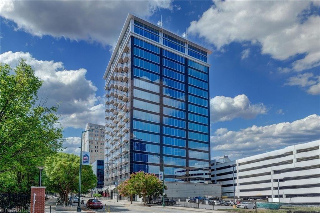 Condo in Greensboro, North Carolina, United States 1 - 18511215