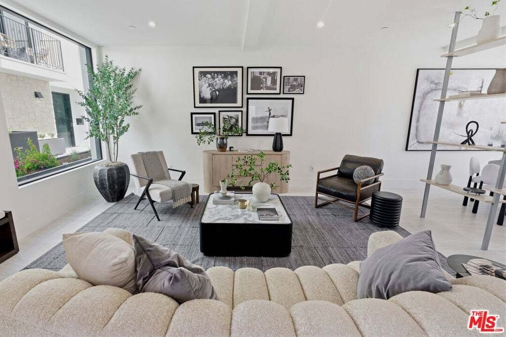 Condo in Los Angeles, California, United States 5 - 18561130