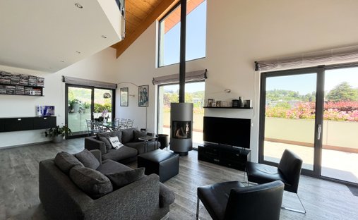 Penthouse in Mendrisio, Ticino, Switzerland 1