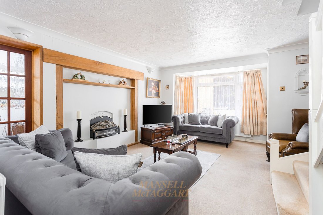Casa en Horley, Inglaterra 2 - 17436496