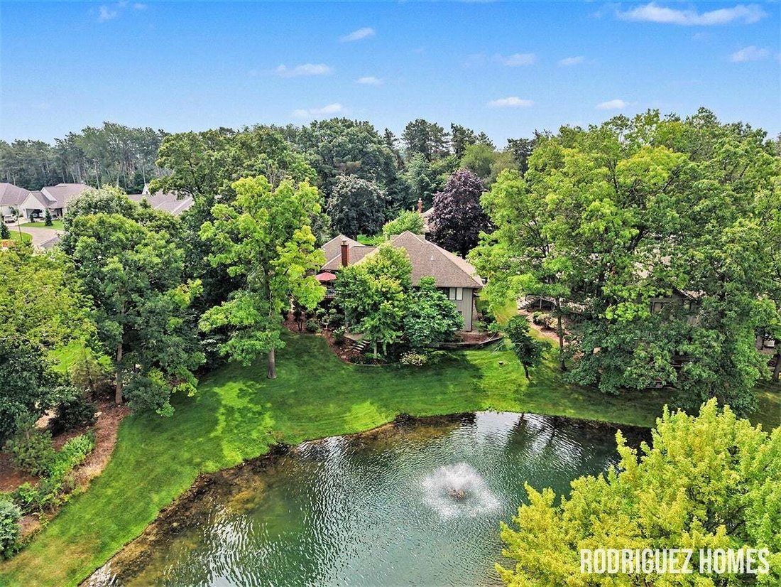 Condo in Grand Rapids, Michigan, United States 2 - 18583761